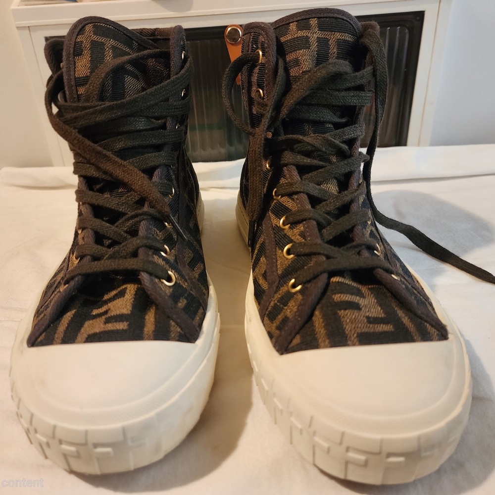 ***SOLD***Authentic Fendi Domino brown FF jacquard fabric high top sneaker
